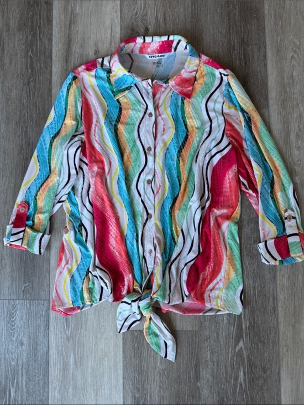 Peter Nygard 1X Multicolor Wavy Stripe Button-Front Top with Tie Hem